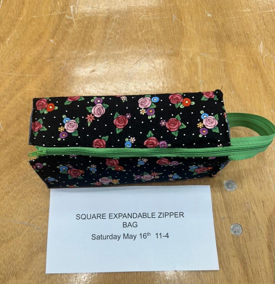 3D Square Expandable Zipper Case with Cyndy