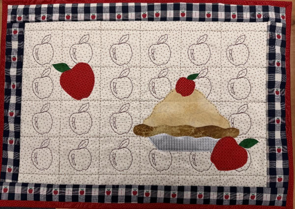 Janome M17 VIP CLUB - Apple Pie